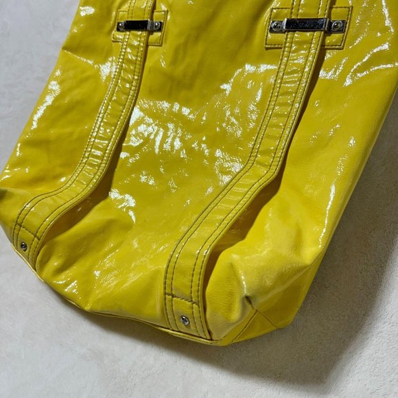 GUESS Large Tote Bag Bright Shiny Yellow with a Slight Water Stain - Fashionable - Picture 16 of 16